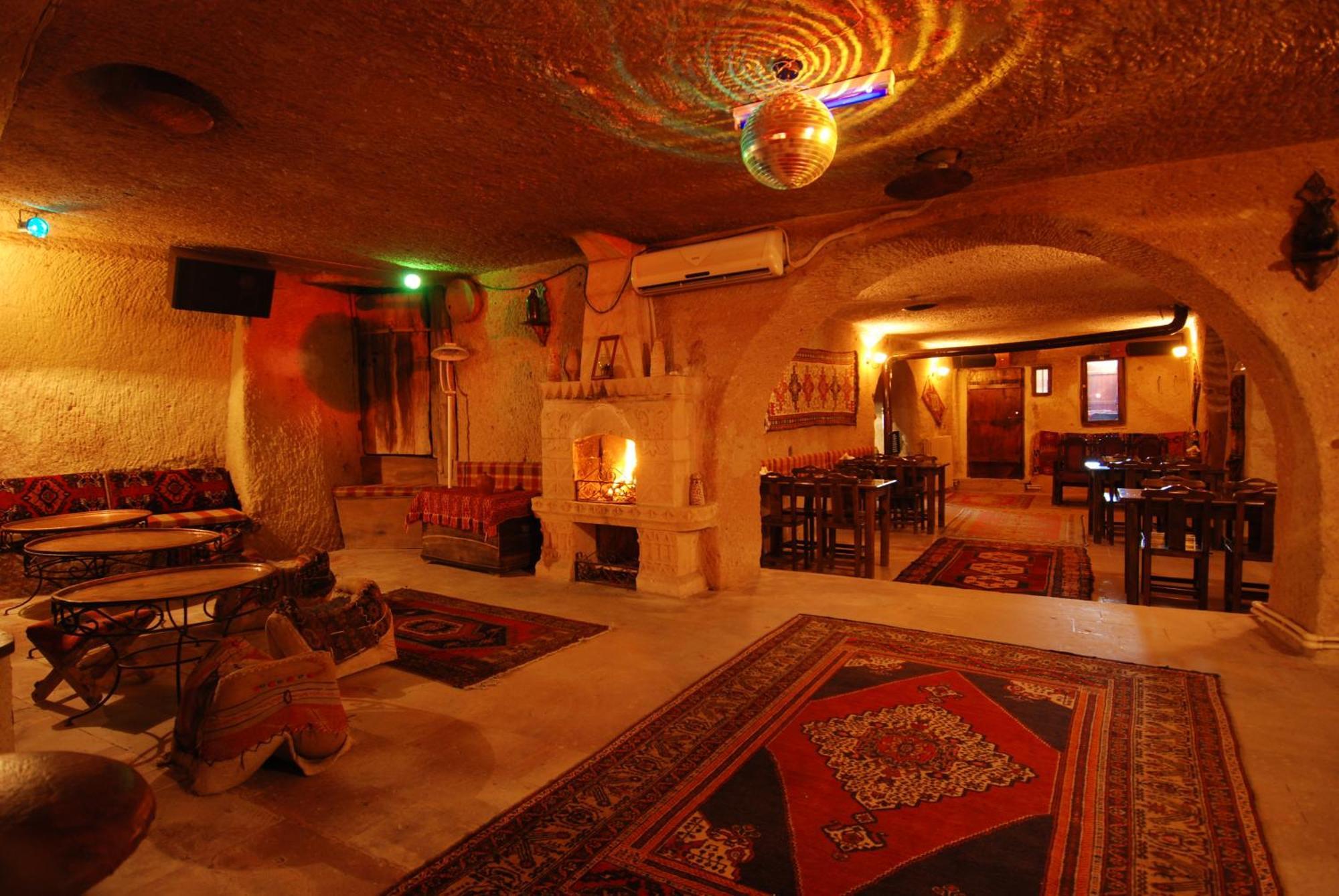 Melis Cave Hotel Ürgüp Exteriör bild